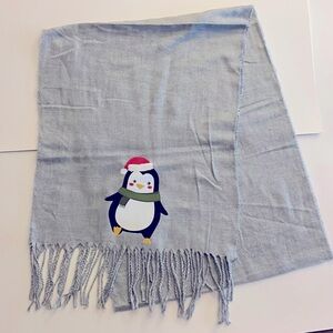Christmas scarf,extra soft, Gray with cute Penguin, never worn